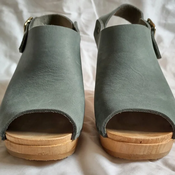 Bryr Susie Spanish toe in Agave - Picture 5 of 8